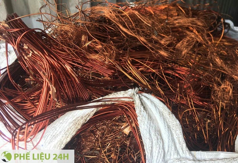 Đồng cáp sạch thường có giá cao hơn đồng cháy 15%–25%, vì hàm lượng kim loại
